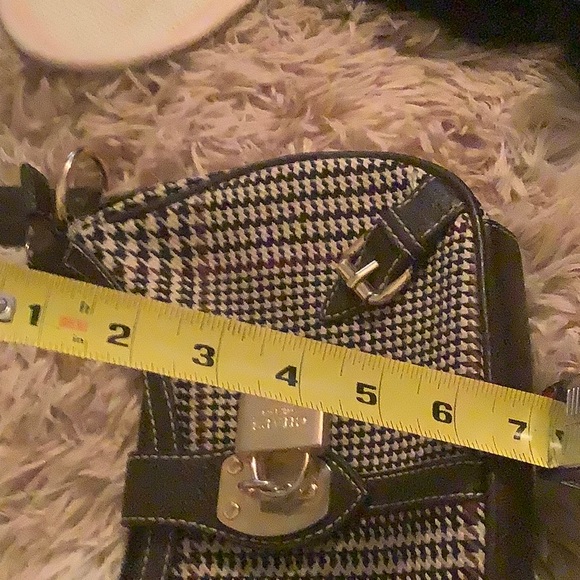 Chaps shoulder bag - Picture 8 of 8